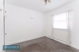 Bedroom- click for photo gallery